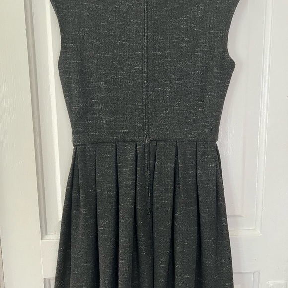Aritzia dress - Picture 3 of 4